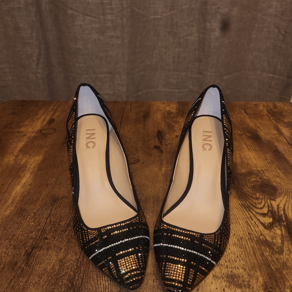 INC International Concepts Women's Black and Gold Heels
